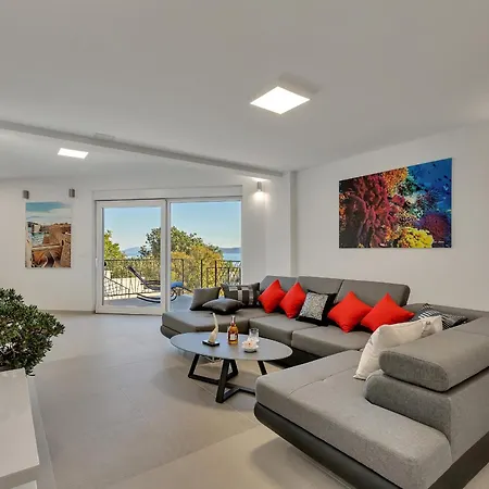 Appartamento Family Friendly With A Swimming Pool Podgora, Makarska - 11937