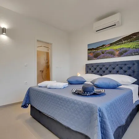 Apartman Family Friendly With A Swimming Pool Podgora, Makarska - 11937 Podgora